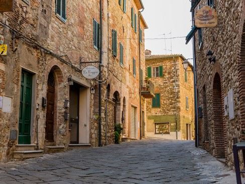 Suvereto