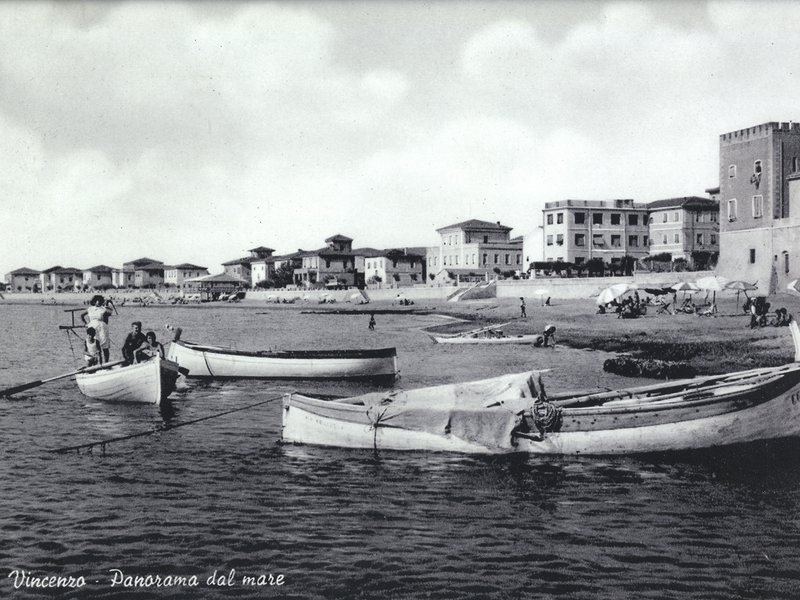 Cartolina vista Torre dal mare_s.jpg